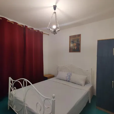 Rustica * Šišan